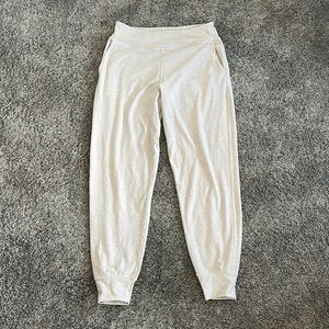 Outdoor Voices Cloudknit